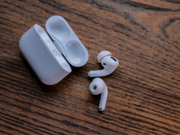 Nabité puzdro na AirPods Pro.