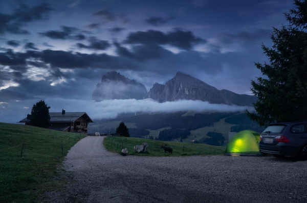 Astrofotografia a pohľad na Dolomity.